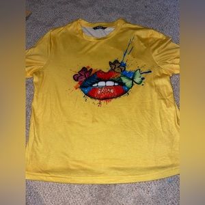 Aesthetic Butterfly Paint Splatter Lips T shirt